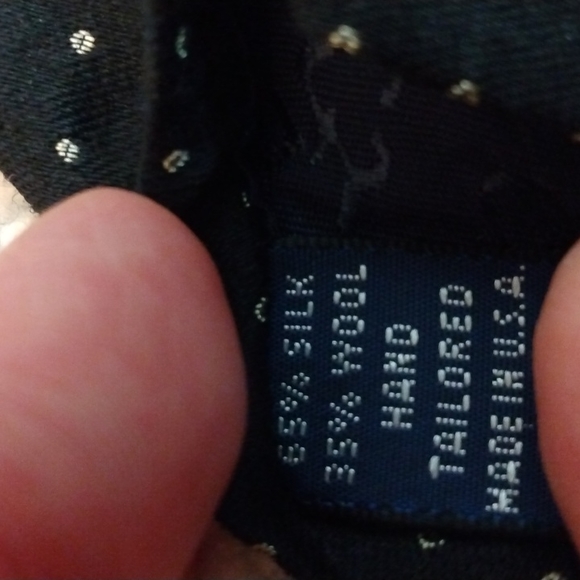 3 Silk Tie Bundle - 2 Brooks Brothers/1 Paul Fredrick (Made in USA) - Picture 9 of 13